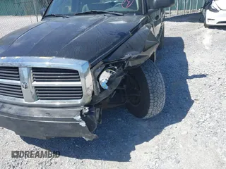 2006 Dodge Dakota SLT with VIN 1D7HE42KX6S714022, listed as a IAAI auction lot 41773416 with 197,196 mi miles and . Bid and sale history available at carsss.com. Image 6.