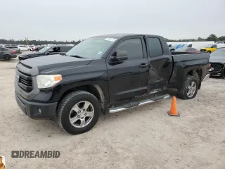 2017 Toyota Tundra 2WD SR with VIN 5TFRM5F14HX112084, listed as a Copart auction lot 88021775 with 131,962 mi miles and Salvage Title. Bid and sale history available at carsss.com. Image 1.