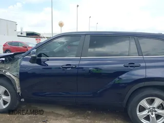 2023 Toyota Highlander L with VIN 5TDKDRAH4PS024895, listed as a IAAI auction lot 42390330 with 177,607 mi miles and . Bid and sale history available at DreamBid. Image 15.