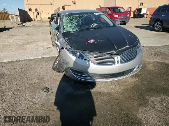 2016 Lincoln MKZ with VIN 3LN6L2G95GR610628, listed as a Copart auction lot 49579285 with 0 mi miles and Salvage Title. Bid and sale history available at carsss.com. Image 10.