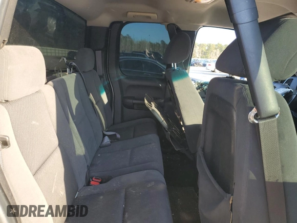2009 Chevrolet Silverado 1500 LT with VIN 1GCEK29009Z267386, listed as a Copart auction lot 45226915 with 124,588 mi miles and Salvage Title. Bid and sale history available at carsss.com. Image 10.