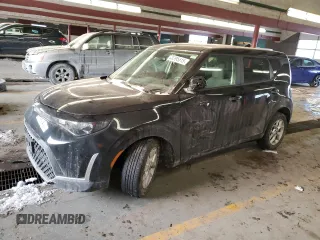 2023 Kia Soul S with VIN KNDJ23AU4P7851124, listed as a Copart auction lot 45395515 with 35,671 mi miles and Salvage Title. Bid and sale history available at carsss.com. Image 1.