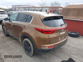 2018 Kia Sportage LX with VIN KNDPMCAC3J7422785, listed as a IAAI auction lot 41869603 with 84,378 mi miles. Bid and sale history available at carsss.com. Image 3.