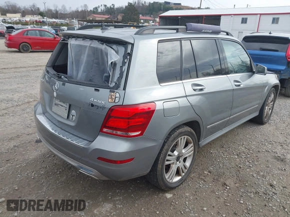 2015 Mercedes-Benz GLK with VIN WDCGG8JB3FG371995, listed as a IAAI auction lot 41738061 with 108,857 mi miles. Bid and sale history available at carsss.com. Image 4.