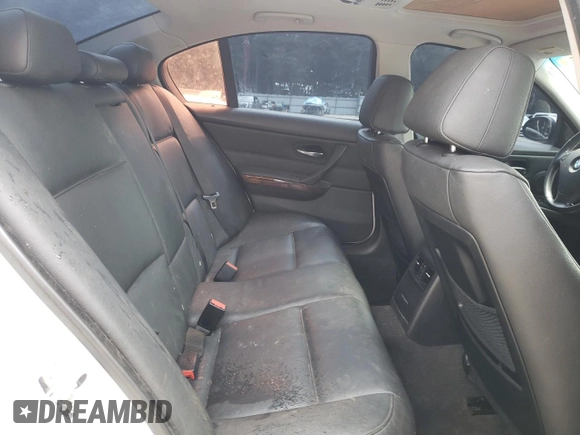 2007 BMW 3 Series 328i with VIN WBAVA33527PG39395, listed as a Copart auction lot 61638825 with 120,130 mi miles and Salvage title. Bid and sale history available at DreamBid. Image 10.