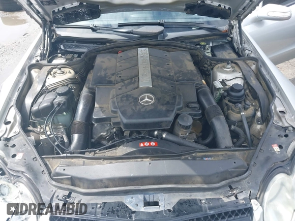 2004 Mercedes-Benz SL 500 z VIN WDBSK75F94F077444, wystawiony jako IAAI lot #42366519 z przebiegiem 181 413 mil mil oraz . Historia ofert i sprzedaży dostępna na DreamBid. Obrazek 10.