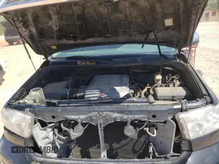 2010 Toyota Tundra Limited z VIN 5TFHW5F14AX146442, wystawiony jako Copart lot #53275735 z przebiegiem 261 468 mil mil oraz Szkoda całkowita • Salvage title. Historia ofert i sprzedaży dostępna na DreamBid. Obrazek 12.