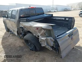 2022 Nissan Frontier SV with VIN 1N6ED1EJ5NN618682, listed as a IAAI auction lot 41654510 with 110,756 mi miles and . Bid and sale history available at DreamBid. Image 3.
