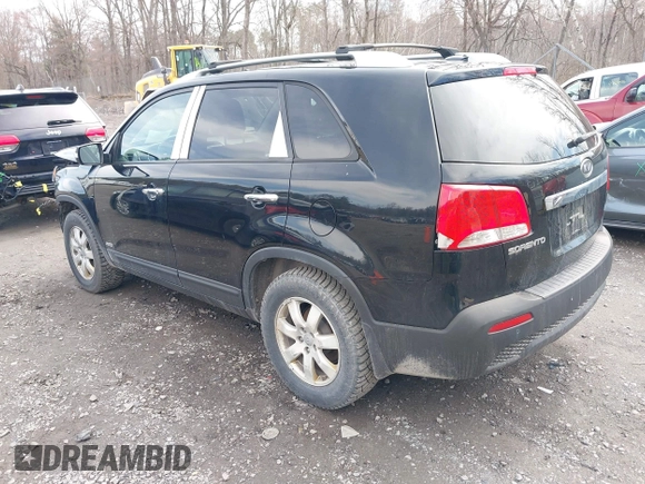 2012 Kia Sorento LX with VIN 5XYKTDA64CG259082, listed as a IAAI auction lot 42012153 with 162,383 mi miles. Bid and sale history available at carsss.com. Image 3.