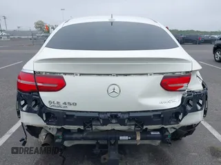 2016 Mercedes-Benz GLE 450 AMG с VIN 4JGED6EB9GA013580, выставлен на аукционе IAAI как лот 42183626 с пробегом 63 950 миль миль и . История ставок и продаж доступна на DreamBid. Изображение 16.