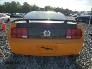 2008 Ford Mustang Deluxe with VIN 1ZVHT80N785158335, listed as a Copart auction lot 55630555 with 227,651 mi miles and Clean Title. Bid and sale history available at carsss.com. Image 6.