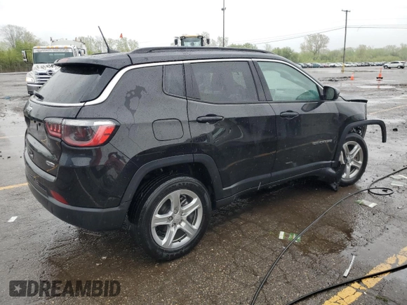 2023 Jeep Compass Latitude z VIN 3C4NJDBN4PT548048, wystawiony jako Copart lot #55705185 z przebiegiem 60 346 mil mil oraz Nie do naprawy • Non repairable. Historia ofert i sprzedaży dostępna na DreamBid. Obrazek 3.