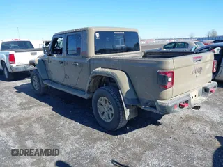 2020 Jeep Gladiator Rubicon with VIN 1C6JJTBGXLL179381, listed as a IAAI auction lot 41351246 with Not Provided miles and . Bid and sale history available at DreamBid. Image 3.