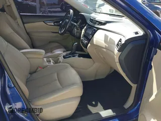 2017 Nissan Rogue SL with VIN JN8AT2MT6HW139347, listed as a IAAI auction lot 41771728 with 215,809 mi miles and . Bid and sale history available at DreamBid. Image 5.