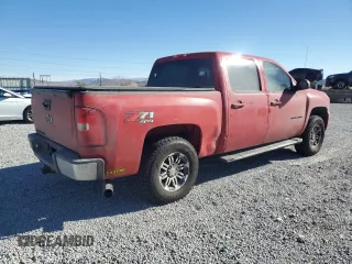 2011 Chevrolet Silverado 1500 LT with VIN 3GCPKSE3XBG314650, listed as a Copart auction lot 46709735 with 171,259 mi miles and Salvage Title. Bid and sale history available at DreamBid. Image 3.