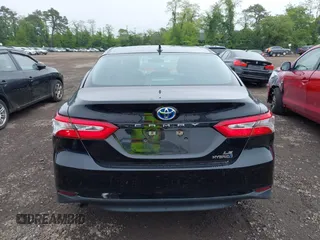 2019 Toyota Camry Hybrid LE z VIN 4T1B31HK5KU510055, wystawiony jako IAAI lot #42325522 z przebiegiem 97 000 mil mil oraz . Historia ofert i sprzedaży dostępna na DreamBid. Obrazek 16.