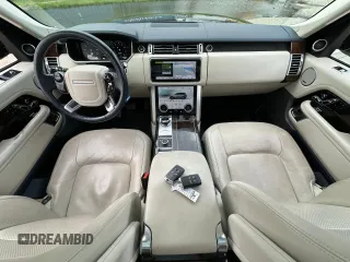 2020 Land Rover Range Rover HSE with VIN SALGS2RUXLA598308, listed as a Copart auction lot 56398735 with 132,979 mi miles and Clean Title. Bid and sale history available at DreamBid. Image 9.