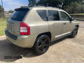 2007 Jeep Compass Limited with VIN 1J8FF57W77D185529, listed as a Copart auction lot 47286985 with 151,727 mi miles and Clean Title. Bid and sale history available at carsss.com. Image 4.