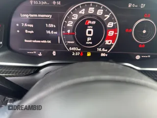 2021 Audi R8 z VIN WUAKBAFX7M7900472, wystawiony jako Copart lot #58422395 z przebiegiem 6493 mil mil oraz Szkody całkowita. Historia ofert i sprzedaży dostępna na DreamBid. Obrazek 8.