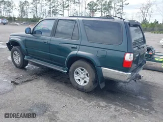2001 Toyota 4Runner SR5 with VIN JT3GN86R610200682, listed as a IAAI auction lot 41660291 with 248,865 mi miles. Bid and sale history available at carsss.com. Image 3.
