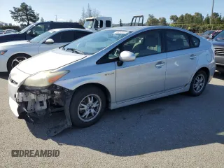 2011 Toyota Prius I with VIN JTDKN3DU4B0261207, listed as a Copart auction lot 49513375 with 205,073 mi miles and Salvage title. Bid and sale history available at DreamBid. Image 1.