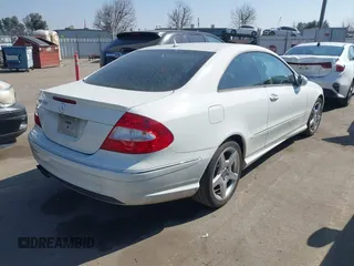 2007 Mercedes-Benz CLK-Class 5.5L with VIN WDBTJ72H27F208540, listed as a IAAI auction lot 41667926 with 237,484 mi miles. Bid and sale history available at carsss.com. Image 4.