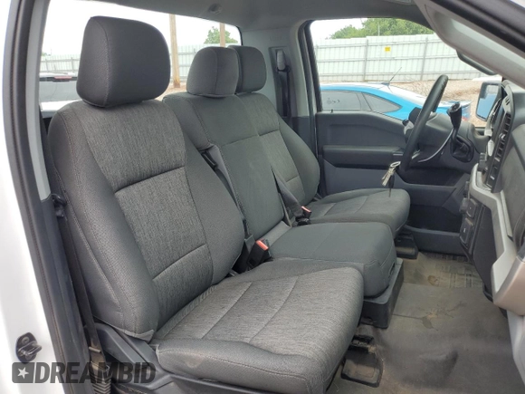 2021 Ford F-150 XL z VIN 1FTMF1C56MKE99832, wystawiony jako Copart lot #58199975 z przebiegiem 86 532 mil mil oraz Szkoda całkowita • Salvage title. Historia ofert i sprzedaży dostępna na DreamBid. Obrazek 10.