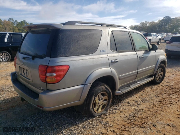 2004 Toyota Sequoia SR5 with VIN 5TDZT34A74S216756, listed as a Copart auction lot 50527255 with 267,325 mi miles and Clean Title. Bid and sale history available at carsss.com. Image 3.