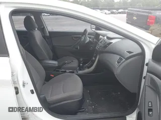 2016 Hyundai Elantra SE z VIN 5NPDH4AE0GH688736, wystawiony jako IAAI lot #42390551 z przebiegiem 225 366 mil mil oraz . Historia ofert i sprzedaży dostępna na DreamBid. Obrazek 5.
