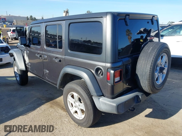 2018 Jeep Wrangler Unlimited Sport S z VIN 1C4HJXDG4JW132547, wystawiony jako IAAI lot #41838010 z przebiegiem 69 987 mil mil oraz . Historia ofert i sprzedaży dostępna na DreamBid. Obrazek 3.