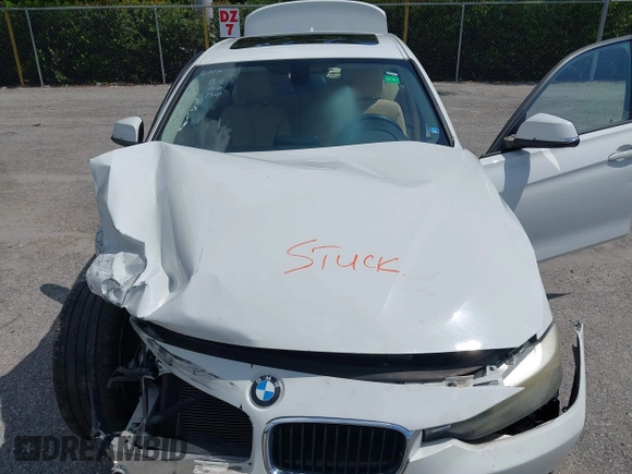 2013 BMW 3 Series 328i с VIN WBA3A5G55DNP19761, выставлен на аукционе IAAI как лот 42311901 с пробегом 205 691 миль миль и . История ставок и продаж доступна на DreamBid. Изображение 10.