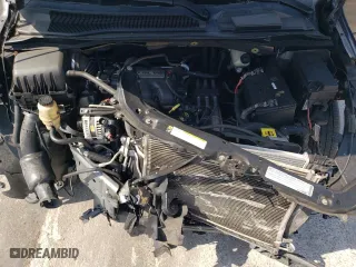 2010 Volkswagen Routan SE with VIN 2V4RW3D14AR322941, listed as a Copart auction lot 72253124 with 139,151 mi miles and Salvage Title. Bid and sale history available at carsss.com. Image 14.