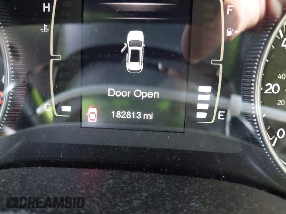 2014 Jeep Cherokee Sport with VIN 1C4PJLAB1EW221415, listed as a IAAI auction lot 42170364 with 182,813 mi miles and . Bid and sale history available at DreamBid. Image 16.