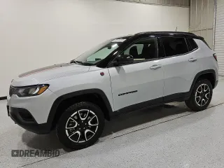 2024 Jeep Compass Trailhawk with VIN 3C4NJDDN5RT149827, listed as a Copart auction lot 55865465 with 31,565 mi miles and Clean title. Bid and sale history available at DreamBid. Image 1.