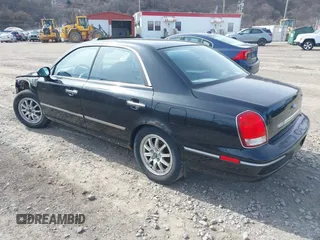 2002 Hyundai XG350 L with VIN KMHFU45EX2A222693, listed as a IAAI auction lot 41858539 with 105,690 mi miles. Bid and sale history available at carsss.com. Image 3.
