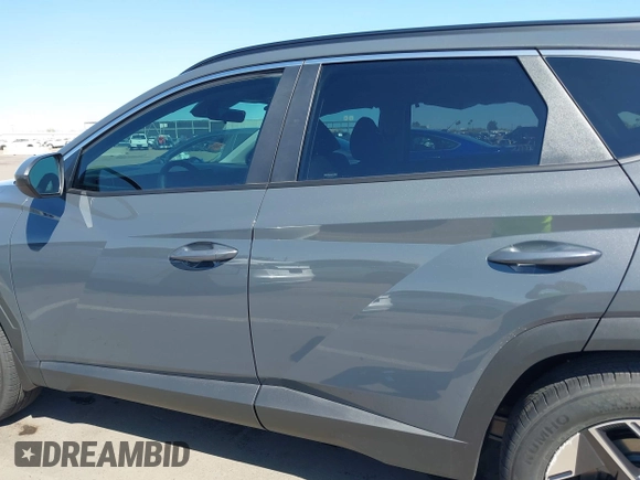 2025 Hyundai Tucson SEL with VIN 5NMJB3DE9SH534705, listed as a IAAI auction lot 41846301 with 101 mi miles and . Bid and sale history available at DreamBid. Image 15.