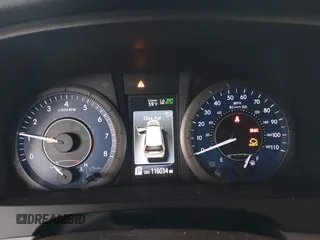2019 Toyota Sienna XLE with VIN 5TDDZ3DC4KS218164, listed as a IAAI auction lot 42368454 with 116,034 mi miles and . Bid and sale history available at DreamBid. Image 7.