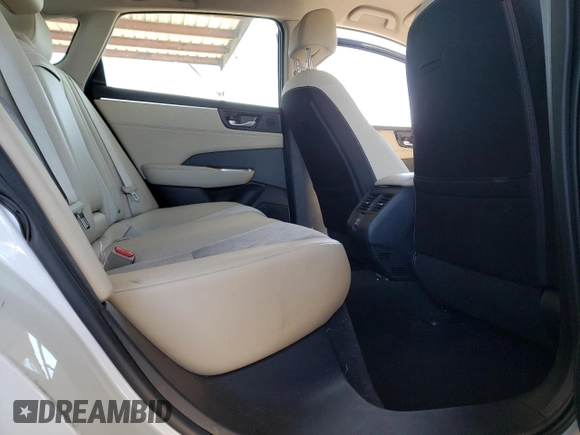 2019 Honda Clarity Plug-In Hybrid with VIN JHMZC5F13KC002031, listed as a Copart auction lot 49416264 with 44,365 mi miles. Bid and sale history available at carsss.com. Image 10.