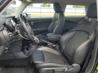2015 MINI Hardtop with VIN WMWXM5C55F3A04740, listed as a Copart auction lot 61616655 with 95,108 mi miles and Salvage title. Bid and sale history available at DreamBid. Image 7.