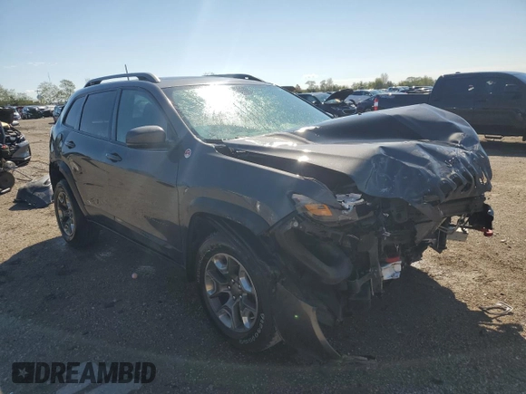 2019 Jeep Cherokee Trailhawk with VIN 1C4PJMBX1KD207294, listed as a Copart auction lot 72694824 with 93,311 mi miles and Salvage Title. Bid and sale history available at DreamBid. Image 4.