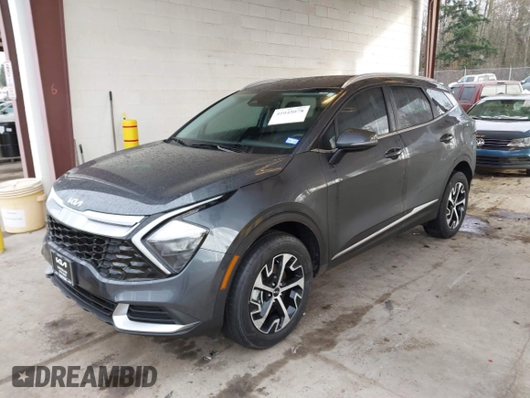 2023 Kia Sportage EX with VIN KNDPVCAG7P7071176, listed as a IAAI auction lot 41045078 with 23,626 mi miles and . Bid and sale history available at DreamBid. Image 2.
