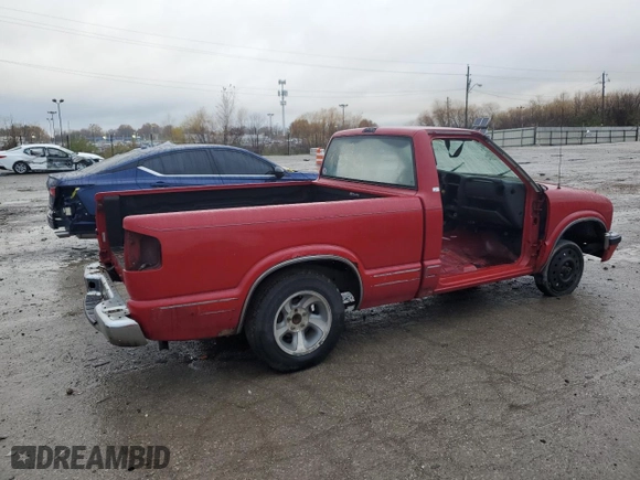 1998 Chevrolet S-10 with VIN 1GCCS14X9WK162503, listed as a Copart auction lot 81300144 with 0 mi miles and Non Repairable. Bid and sale history available at carsss.com. Image 3.