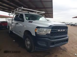 2022 Ram 2500 Tradesman с VIN 3C7WR4HJXNG108118, выставлен на аукционе IAAI как лот 42378460 с пробегом 164 535 миль миль и . История ставок и продаж доступна на DreamBid. Изображение 1.