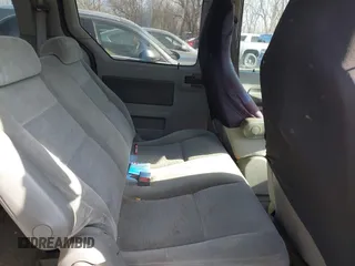 2004 Ford Freestar SE z VIN 2FMZA51634BB15552, wystawiony jako IAAI lot #41448164 z przebiegiem 240 212 mil mil oraz . Historia ofert i sprzedaży dostępna na DreamBid. Obrazek 8.