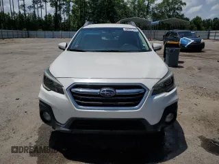 2018 Subaru Outback Premium with VIN 4S4BSAFC7J3360517, listed as a Copart auction lot 60252105 with 77,137 mi miles and Salvage title. Bid and sale history available at DreamBid. Image 5.