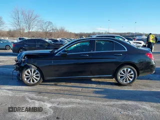 2019 Mercedes-Benz C 300 with VIN 55SWF8EB1KU305740, listed as a IAAI auction lot 41288686 with 101,908 mi miles and . Bid and sale history available at carsss.com. Image 14.