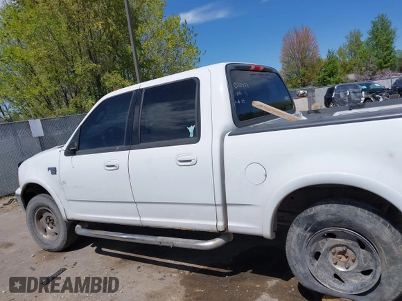 2003 Ford F-150 XLT with VIN 1FTRW08L23KD35077, listed as a IAAI auction lot 42071330 with 1 mi miles. Bid and sale history available at carsss.com. Image 13.