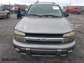 2006 Chevrolet TrailBlazer LS with VIN 1GNDS13S562137938, listed as a IAAI auction lot 41908826 with 225,928 mi miles. Bid and sale history available at carsss.com. Image 12.