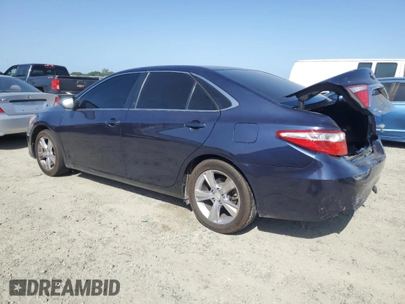 2015 Toyota Camry XLE with VIN 4T1BF1FK8FU907128, listed as a Copart auction lot 54346185 with 179,032 mi miles and Salvage Title. Bid and sale history available at carsss.com. Image 2.