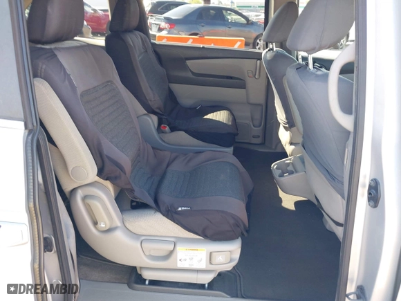 2013 Honda Odyssey EX with VIN 5FNRL5H43DB044603, listed as a IAAI auction lot 41996667 with 132,864 mi miles. Bid and sale history available at carsss.com. Image 8.
